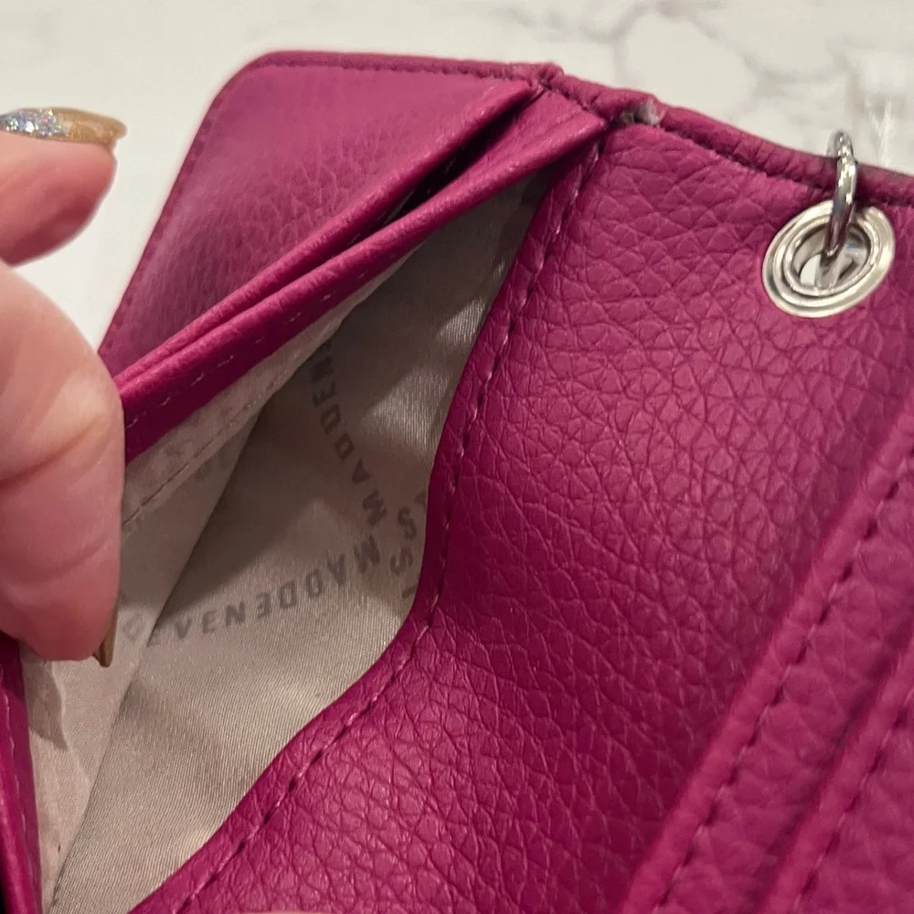 Steve Madden Fuchsia Keychain Card Holder